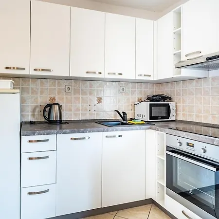 Apartament 2 With Pool