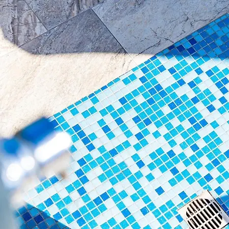 Apartament 2 With Pool