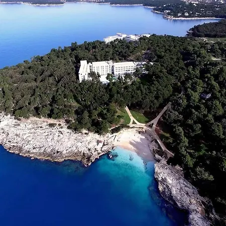 Apartament 2 With Pool